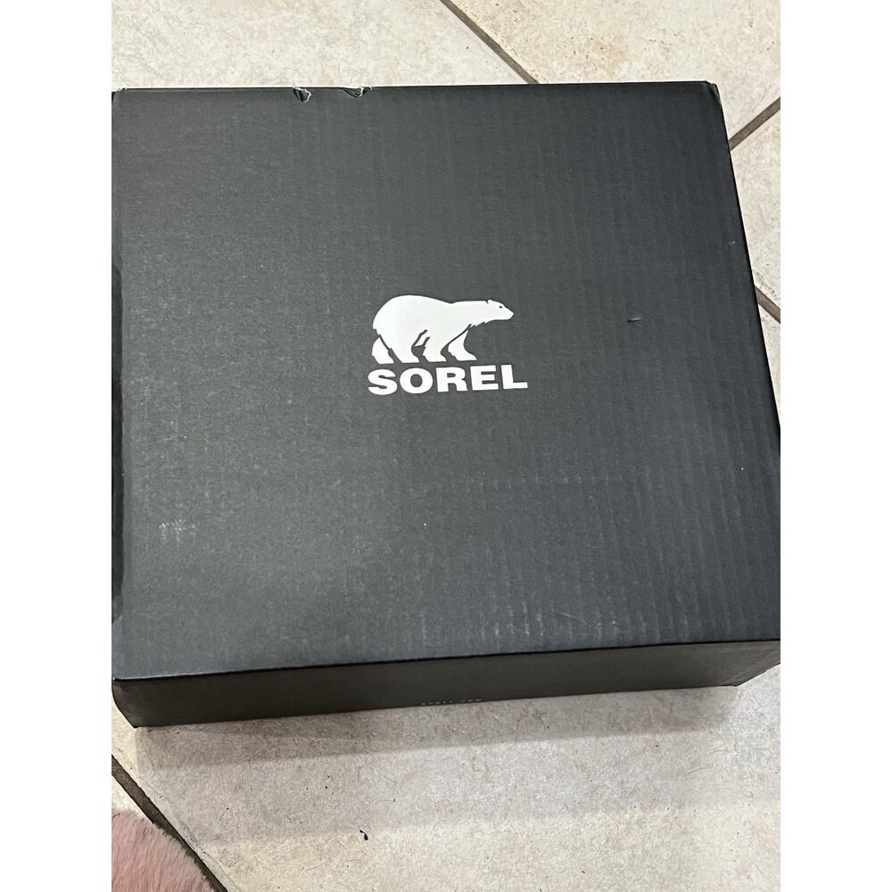 Sorel Gray Joan Uptown Stud Booties Sz 6.5 NIB Waterproof - Picture 2 of 10